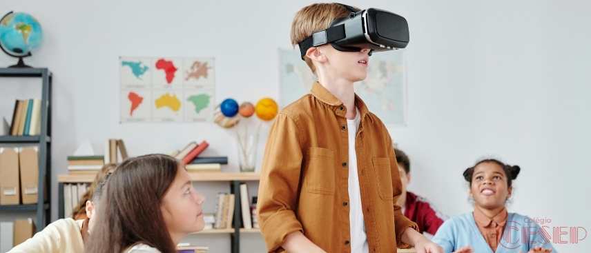 Inovação na educação: preparando os alunos para profissões do futuro. capa notícia